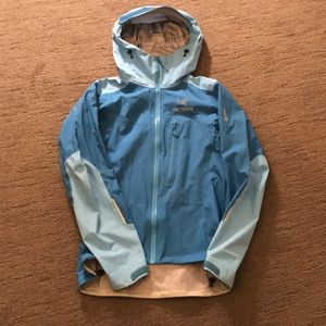 Women’s Arc’teryx Gore-Tex Jacket